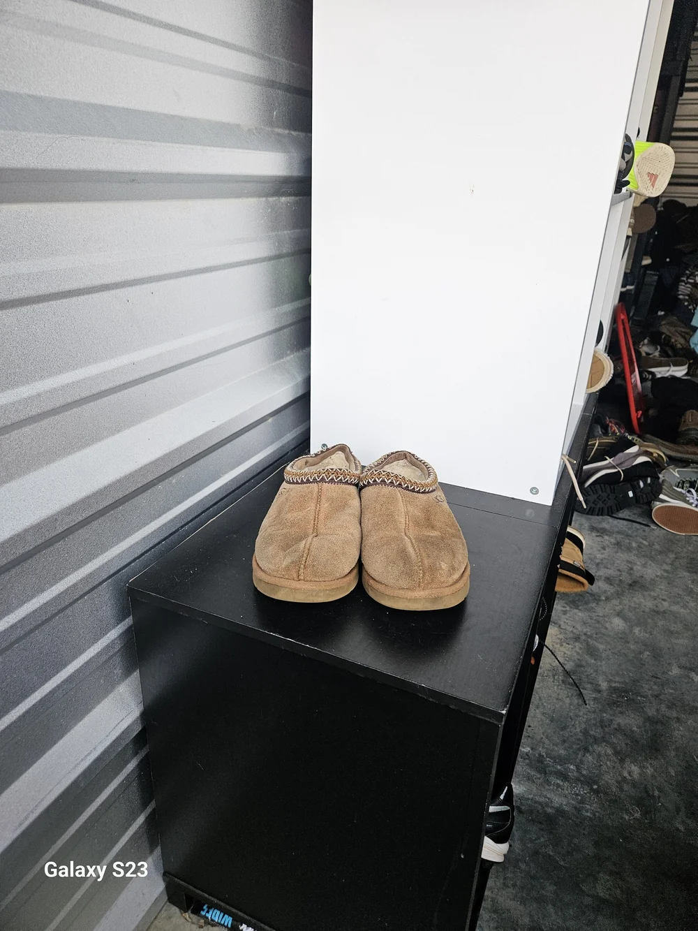 UGG Tasman Chestnut Suede Sheepskin Lined Slip On Slippers Size 9